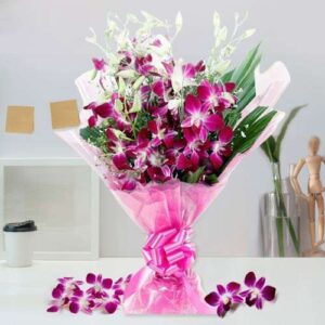 Send Flowers to Hoshiarpur 5 Dazzling Orchids Bouquet